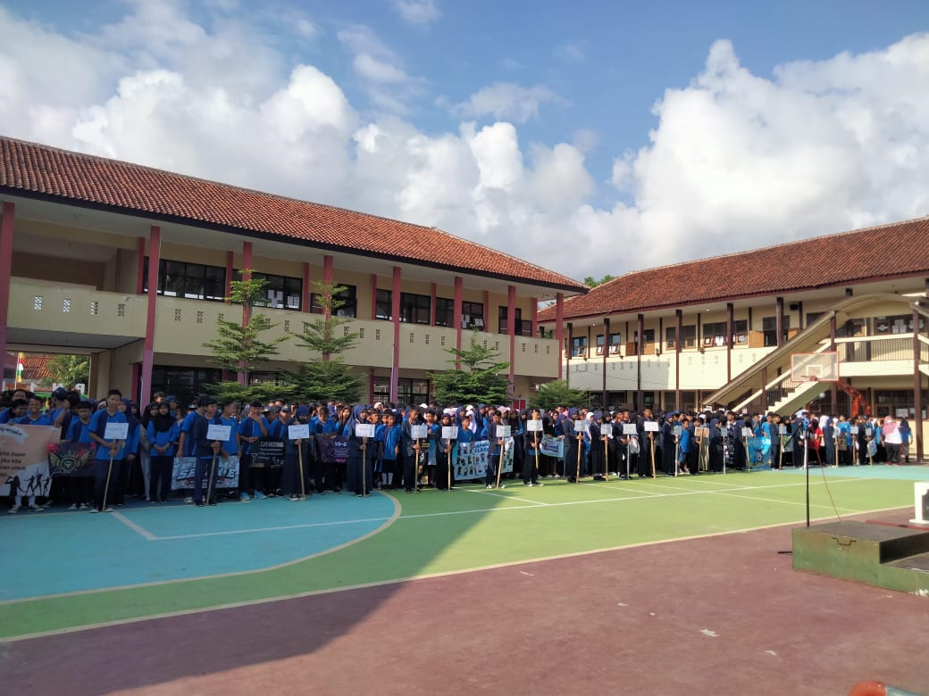 SMPN 1 Kalipucang Tumbuhkan Sportivitas Lewat Class Meeting – SMP ...